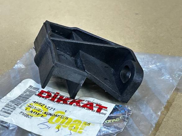 DOBLO KLİMA KONDENSER BRAKETİ 46821271 - 2